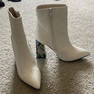 Brand New Boutique 8.5 White Boots with Multi Color Snake Heel
